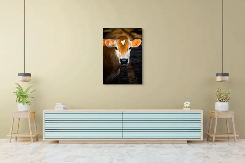 Tablou Canvas, "Vaca sub cerul dimineții aurii", 70 x 100 cm – poza 5