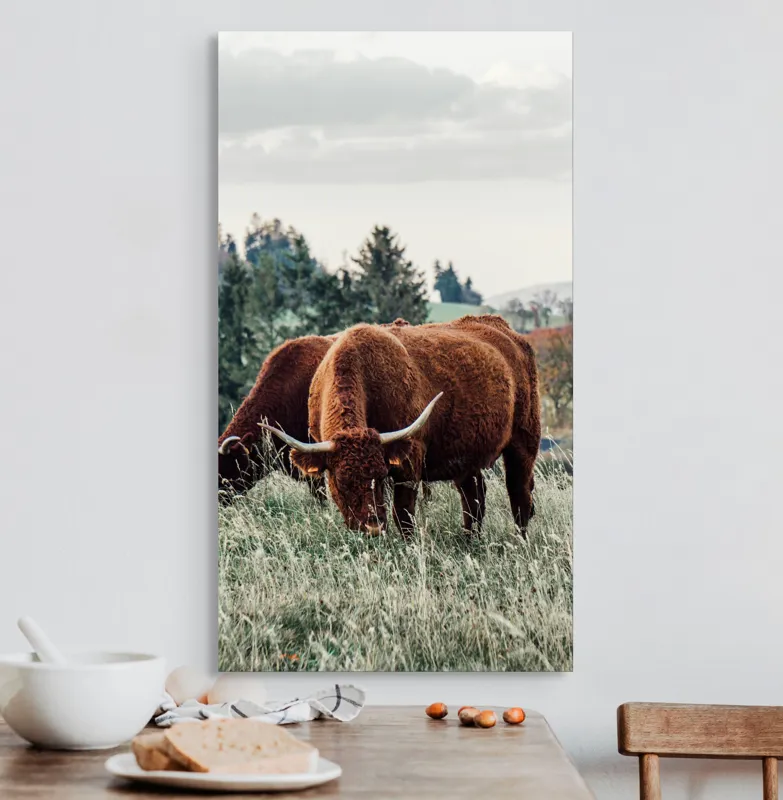Tablou Canvas, "Bivoli păscând pe dealuri verzi", 50 x 90 cm – poza 3
