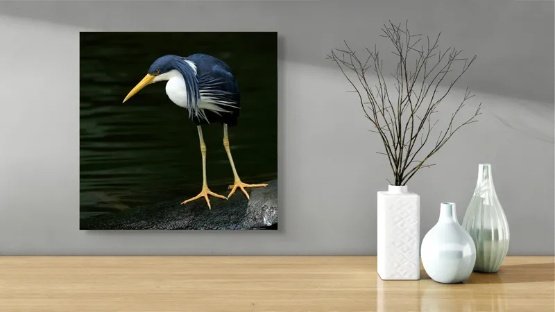 Tablou Canvas, "Privirea păsării către adâncuri verzi", 50 x 50 cm – poza 3