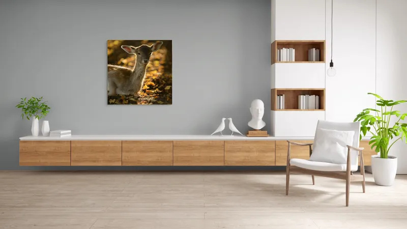 Tablou Canvas, "Căprioară în lumina toamnei blânde", Blândețe, Natură, Pădure, Lumină, Frunze, Serinitate, Privire, Toamnă, Seninătate, 100 x 100 cm – poza 8