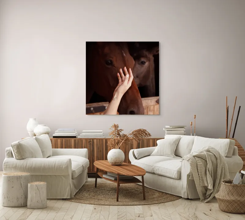 Tablou Canvas, "Mângâierea calului în lumina blândă", 100 x 100 cm – poza 3