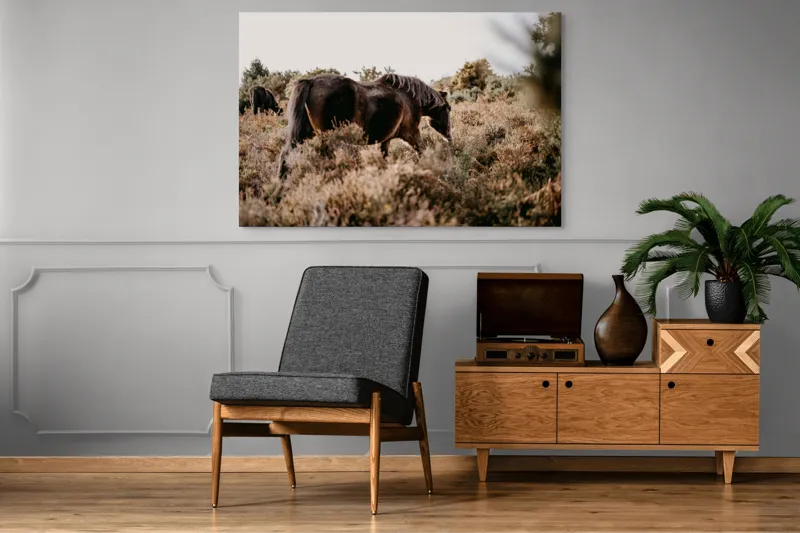 Tablou Canvas, "Cai sălbatici în peisaj natural", Cal, Natură, Vegetație, Sălbăticie, Peisaj, Frumusețe, Libertate, Serenitate, 150 x 100 cm – poza 8