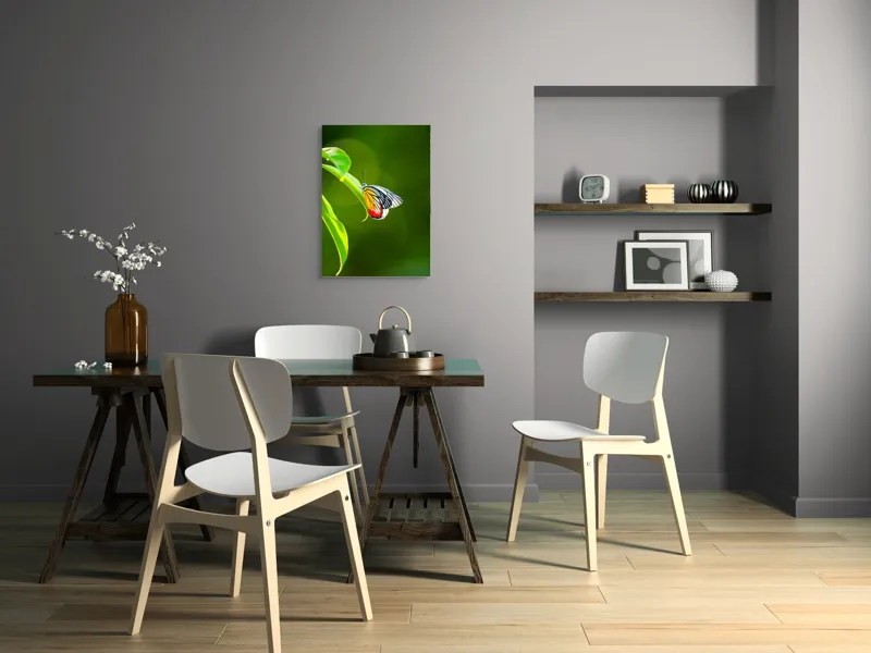 Tablou Canvas, "Fluture pe frunză înverzită", Fluture, Frunze, Verde, Galben, Roșu, Delicat, Natură, Contrast, Subtil, Raze, 50 x 70 cm – poza 5