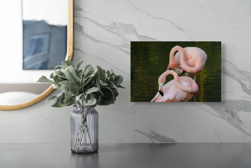 Tablou Canvas, "Dansul grațios al flamingilor roz", Flamingo, Roz, Grație, Fluiditate, Armonie, Reflecție, Eleganță, Tranquilitate., 39 x 26 cm – poza 5