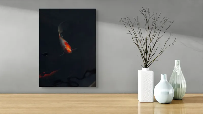 Tablou Canvas, "Pești koi în adâncul apei", Pește, Apă, Întuneric, Reflectare, Calm, Eleganță, Solitudine., 39 x 54 cm – poza 4