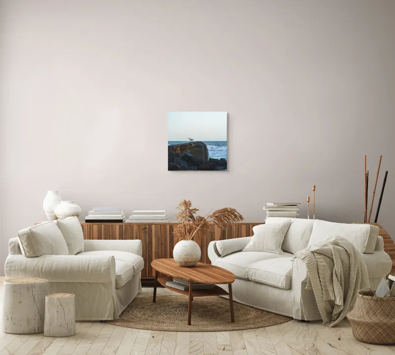 Tablou Canvas, "Pescăruș solitar pe stâncile mării", Pescăruș, Stâncă, Valuri, Cer, Apus, Liniște, Natură, Mare, Relaxare, 50 x 50 cm – poza 7