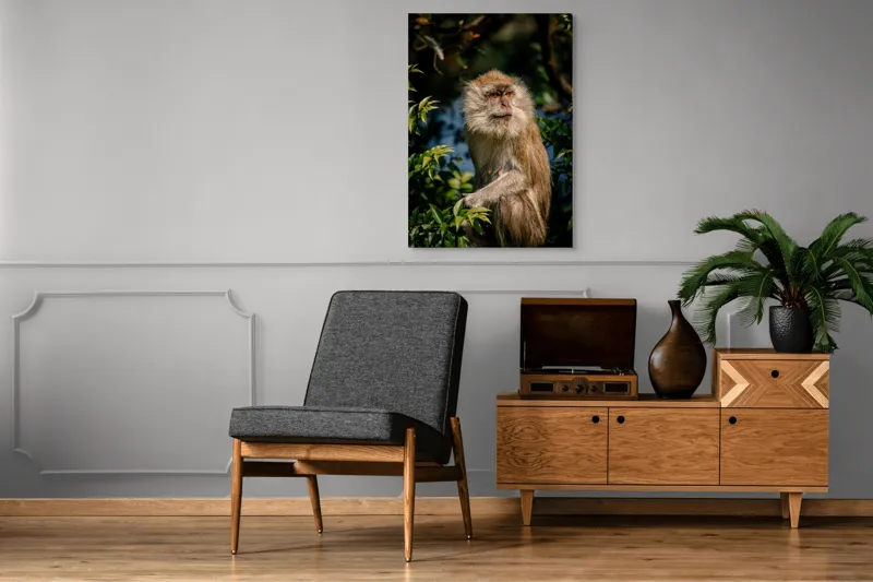 Tablou Canvas, "Maimuța contemplativă în natură vibrantă", 70 x 100 cm – poza 6