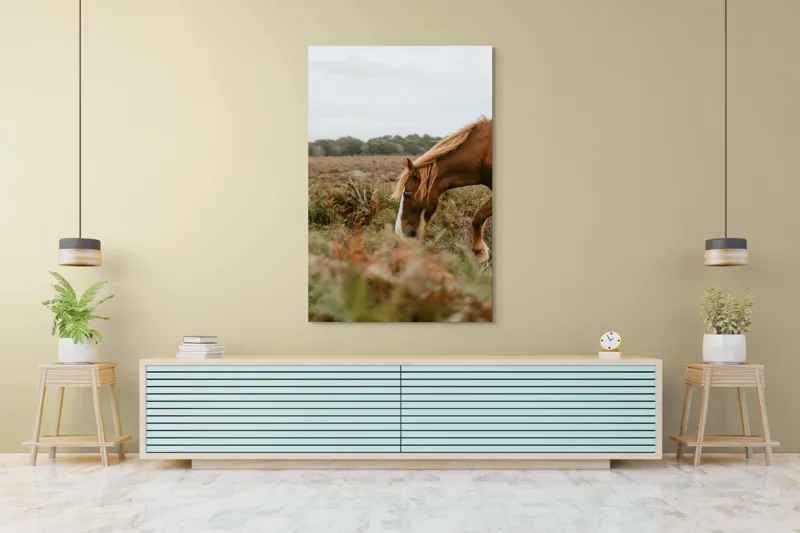 Tablou Canvas, "Calul în peisajul de toamnă liniștită", Cal, Pășune, Coadă, Natură, Cer Noros, 100 x 150 cm – poza 4