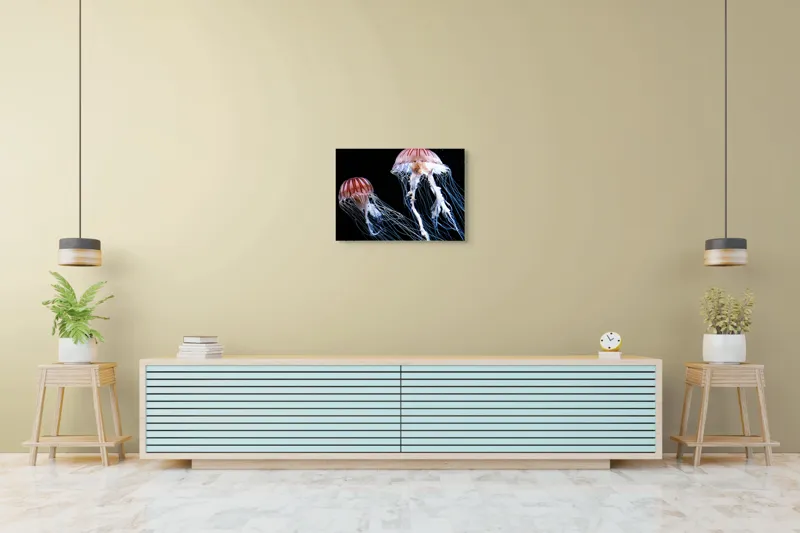 Tablou Canvas, "Dansul grațios al meduzelor în noapte", Luminișuri, Grație, Culoare, Ocean, Mister, Vals, Eleganță, Fragilitate, 70 x 50 cm – poza 7