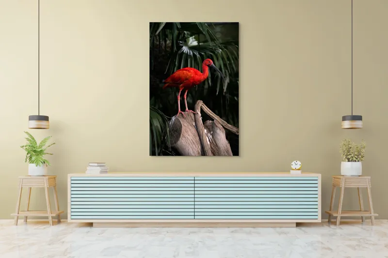 Tablou Canvas, "Pasărea scarlatină pe trunchi în pădure", Pasăre, Roșie, Penaj, Trunchi, Frunze, Curiozitate, Natură, Exotică, Frumusețe, Eleganță, 100 x 150 cm – poza 4