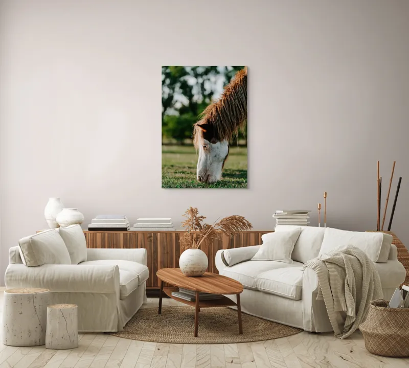 Tablou Canvas, "Cal în lumina dimineții de vară", Cal, Pășune, Iarbă, Blană, Natură, Verdeață, Relaxare, Grațiozitate, Animale, Liniște, 70 x 100 cm – poza 4