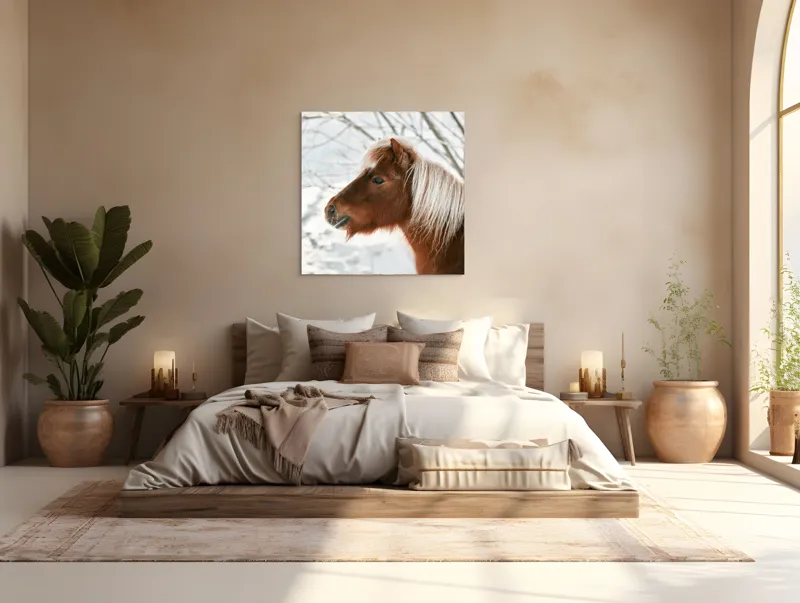 Tablou Canvas, "Ponei visând la iarnă albă", Cal, Zăpadă, Copac, Iarnă, Coamă, Blană, Natură, Frig, Peisaj, Tandrețe, 100 x 100 cm – poza 4
