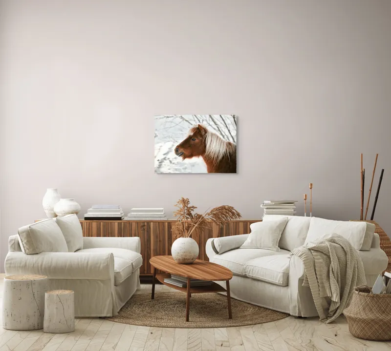 Tablou Canvas, "Ponei visând la iarnă albă", Cal, Zăpadă, Copac, Iarnă, Coamă, Blană, Natură, Frig, Peisaj, Tandrețe, 70 x 50 cm – poza 6