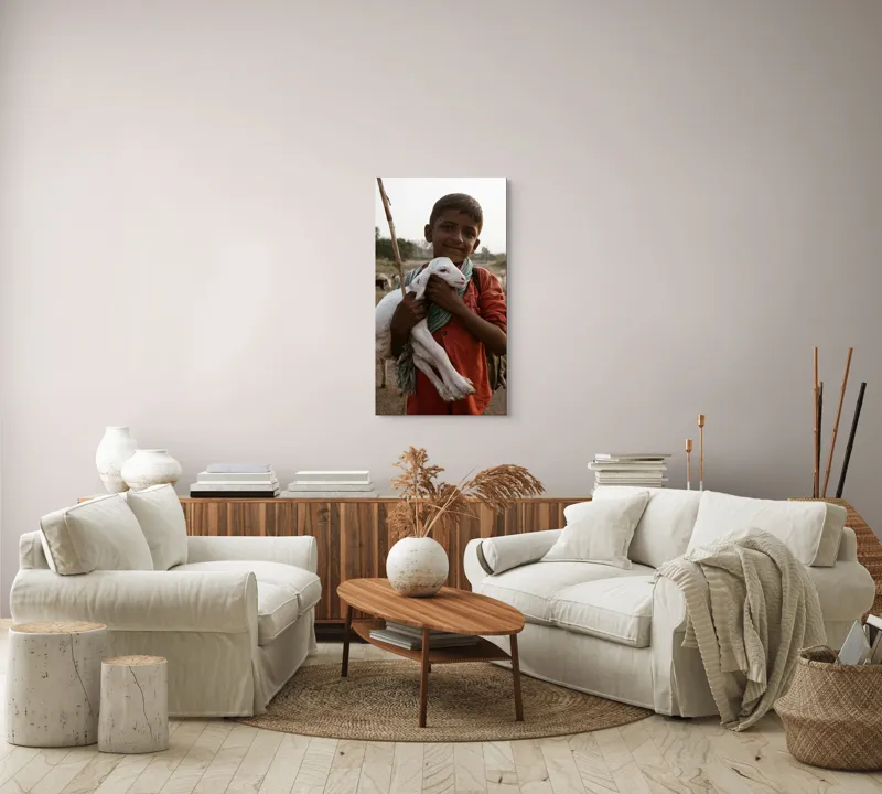 Tablou Canvas, "Băiatul și iedul alb îmbrățișați", 50 x 90 cm – poza 7
