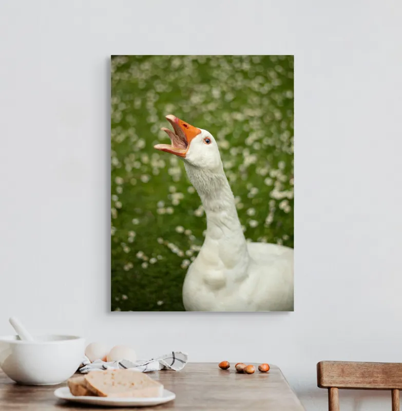 Tablou Canvas, "Gâsca cântă în grădina înflorită", 50 x 70 cm – poza 3