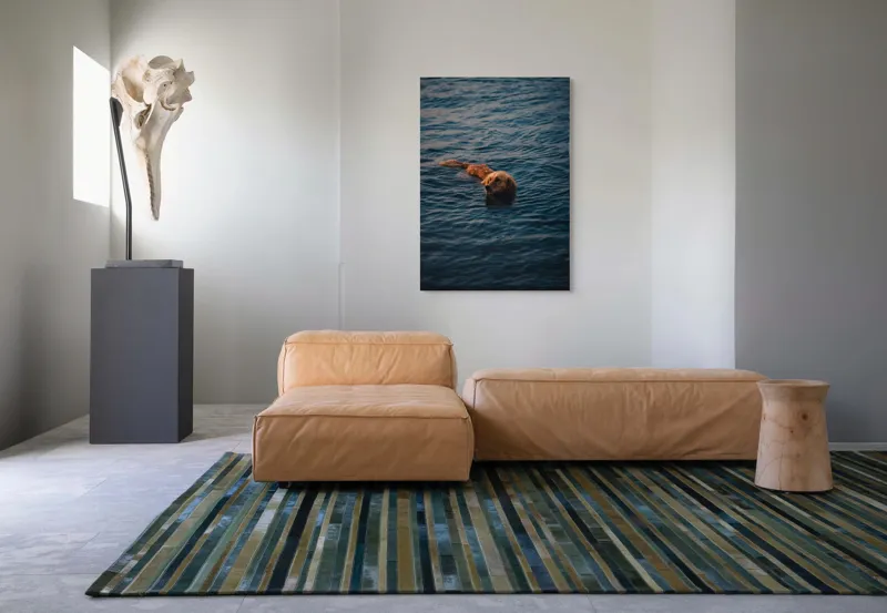 Tablou Canvas, "Aurora în valuri misterioase ale mării", Câine, Apă, Înot, Blană, Seninătate, Reflexie, Valuri, Calm, Aur, Libertate, 70 x 100 cm – poza 7