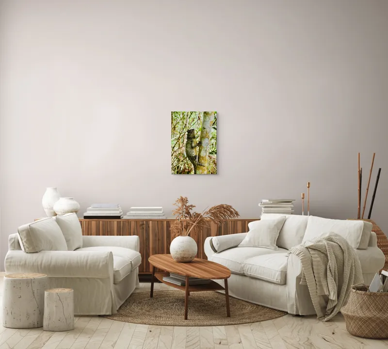 Tablou Canvas, "Șopârla exploratoare în jungla misterioasă", Şopârlă, Arbore, Pădure, Camuflaj, Vertebrate, Natură, Biodiversitate, Echilibru, Frunziş, Textură, 39 x 54 cm – poza 5