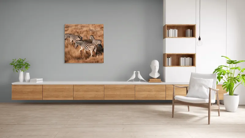 Tablou Canvas, "Zebre în savana africană aurie", Zebre, Căprioare, Savana, Iarbă, Natură, Peisaj, Africă, Animal, Turmă, Dungat, 100 x 100 cm – poza 8
