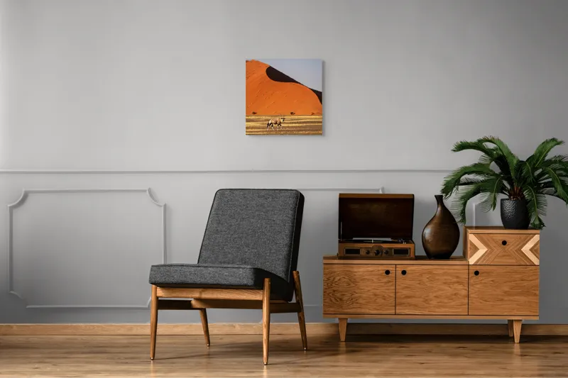 Tablou Canvas, "Oryx în fața dunelor portocalii", Antilopă, Dune, Deșert, Orange, Cer, Umbre, Linie, Vegetație, 50 x 50 cm – poza 6