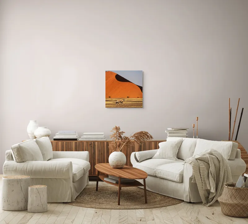 Tablou Canvas, "Oryx în fața dunelor portocalii", Antilopă, Dune, Deșert, Orange, Cer, Umbre, Linie, Vegetație, 50 x 50 cm – poza 7