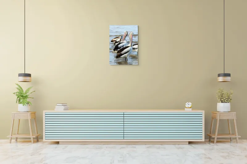 Tablou Canvas, "Pelicani în apă la malul mării", Pelicani, Apă, Nisip, Plutire, Aripi, Reflecție, Cer, Valuri, Serenitate, Natură, 50 x 70 cm – poza 6