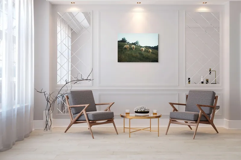 Tablou Canvas, "Oile pășunând pe colina înverzită", Oi, Pajiste, Verdeata, Natura, Cer, Relaxare, Peisaj, Liniste, Deal, Vegetatie, 100 x 70 cm – poza 5