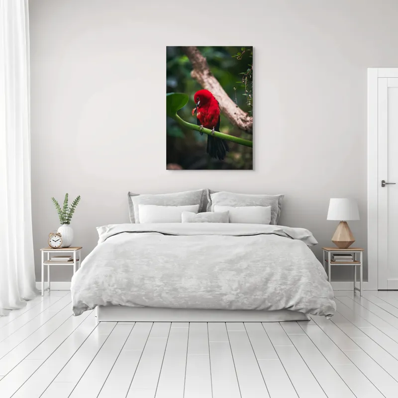Tablou Canvas, "Frumusețea exotică în natură vibrantă", Roșu, Pasăre, Ramură, Frunze, Natură, Viu, Penaj, Exotic, Contrast, Verde, 70 x 100 cm – poza 3